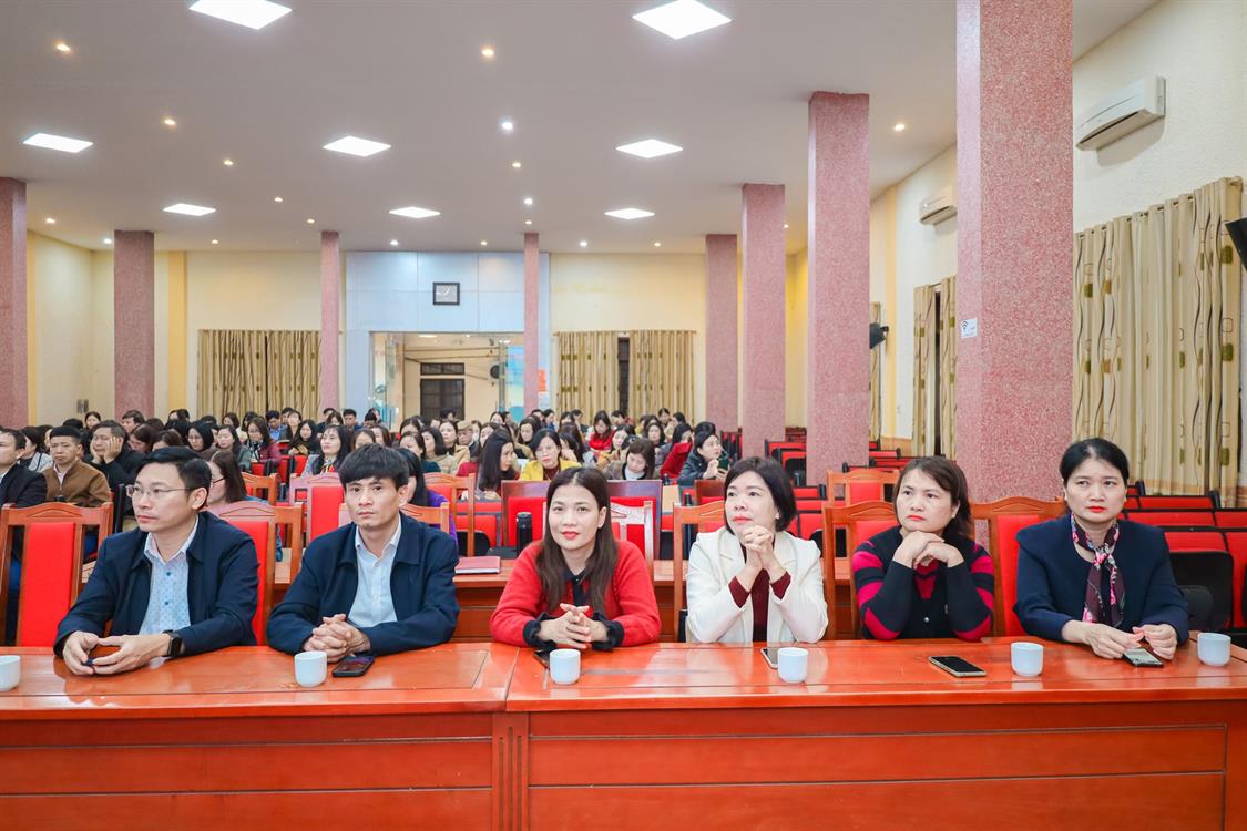Khai giảng lớp tập huấn bồi dưỡng nghiệp vụ Quản lý công tại đơn vị sự nghiệp giáo dục công lập năm 2025 dành cho cán bộ quản lý